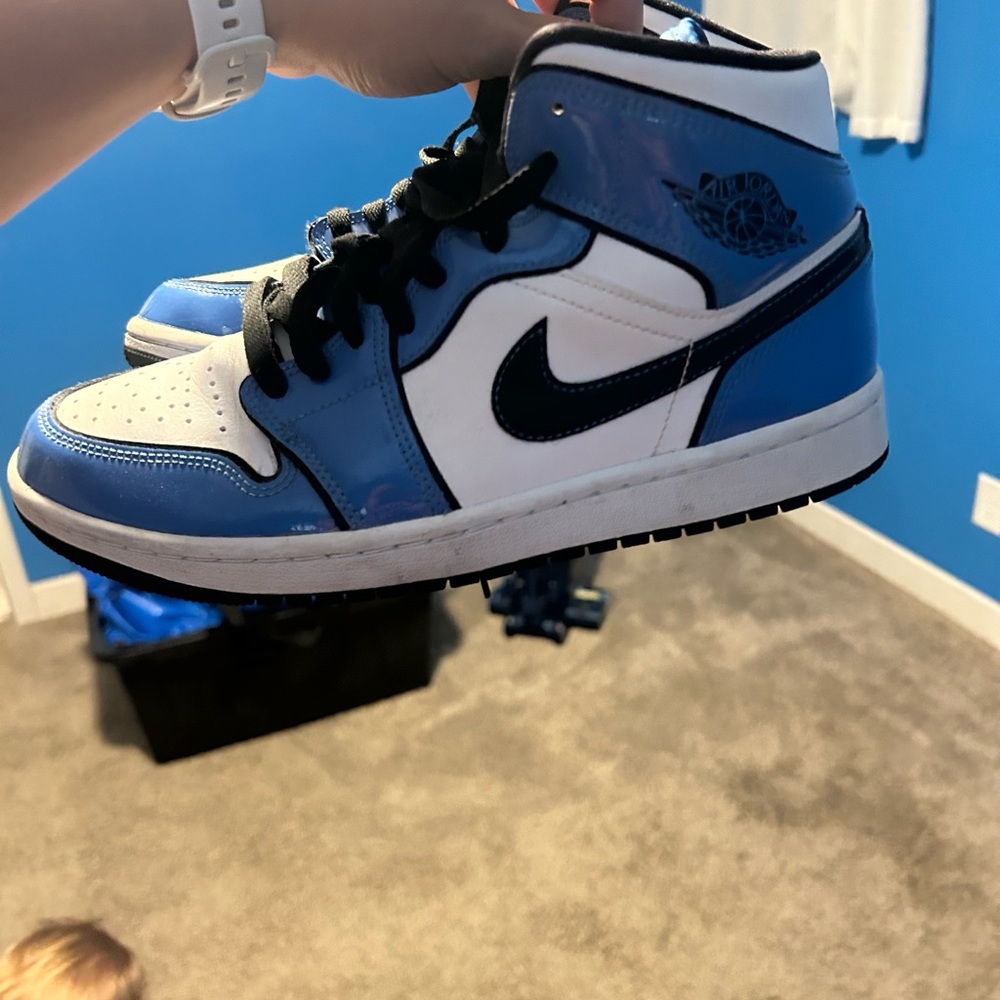 Blue and White High-Top Sneakers - Picture 2 of 3